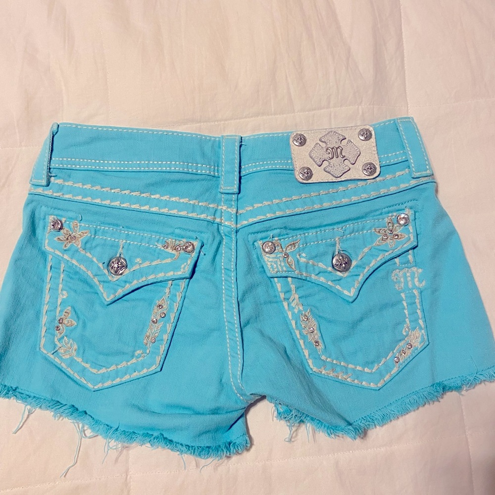 Women’s cute Miss Me shorts - Picture 2 of 3